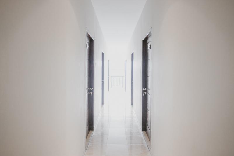 Hotel Reddoorz Near Taman Palem à Jakarta Extérieur photo